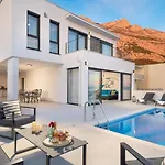 Maxima With Heated Pool - Veliko Brdo * Makarska