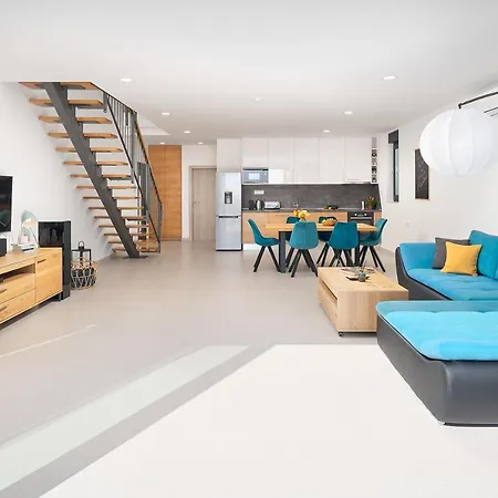 Maxima With Heated Pool - Veliko Brdo Makarska